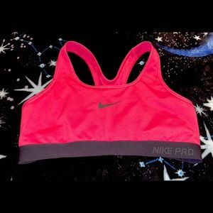 Nike Pro Sports Bra